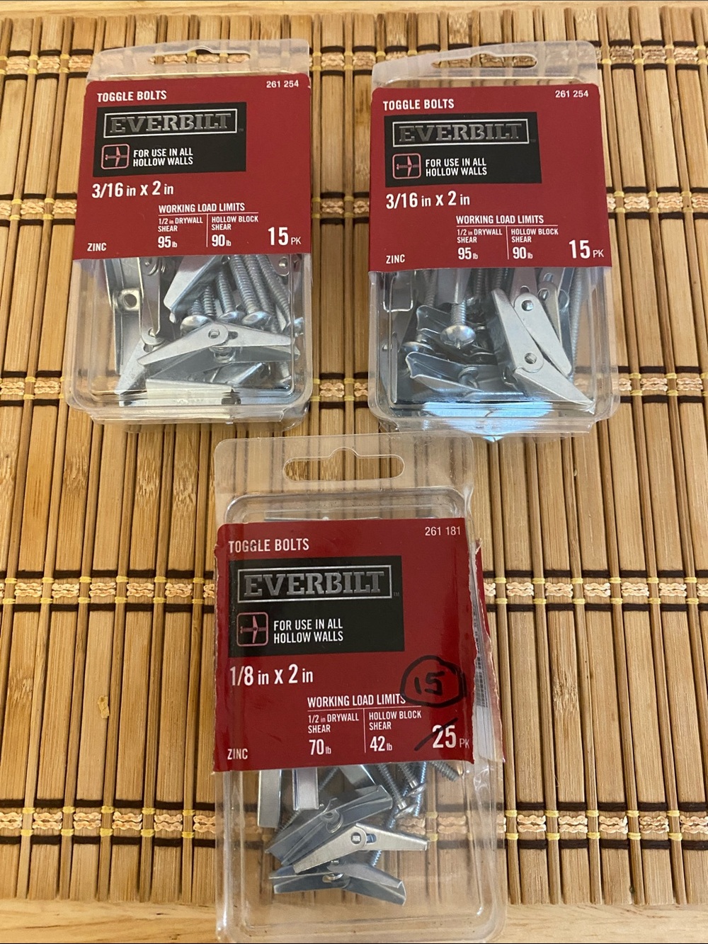 Zinc Toggle Bolts 1/8 in x 2 in & 3/16 in x 2 in - Silver, Pack of 15